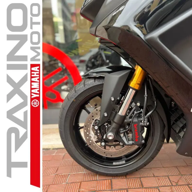 Yamaha T-Max 560 (2022 - 24) (4)