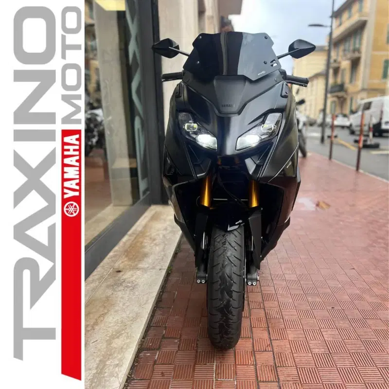 Yamaha T-Max 560 (2022 - 24) (6)