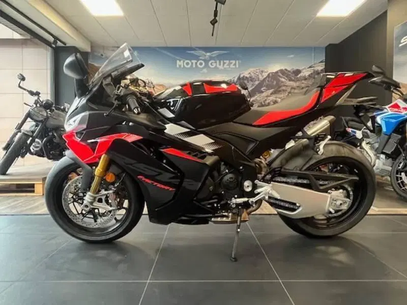 Aprilia RSV4 1100 Factory (2025 - 26) (5)