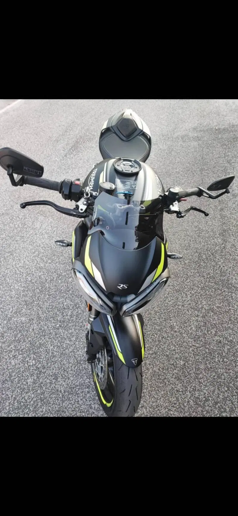 Triumph Street Triple RS (2020 - 22) (2)