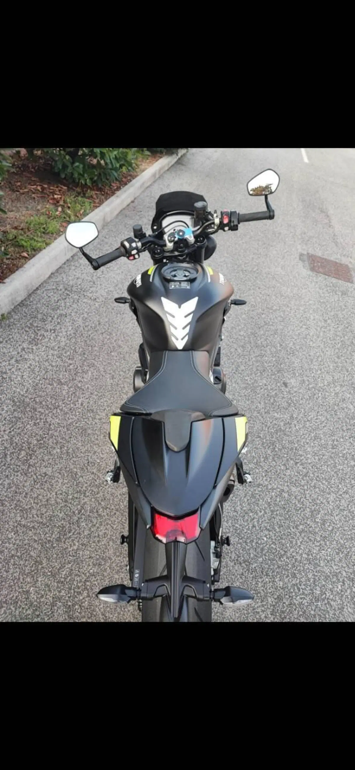 Triumph Street Triple RS (2020 - 22) (5)