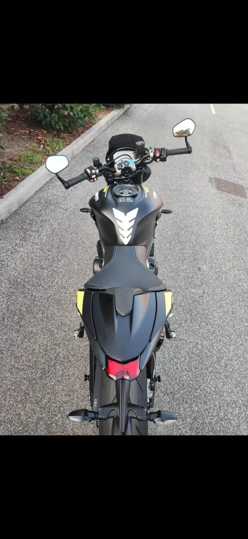 Triumph Street Triple RS (2020 - 22) (5)