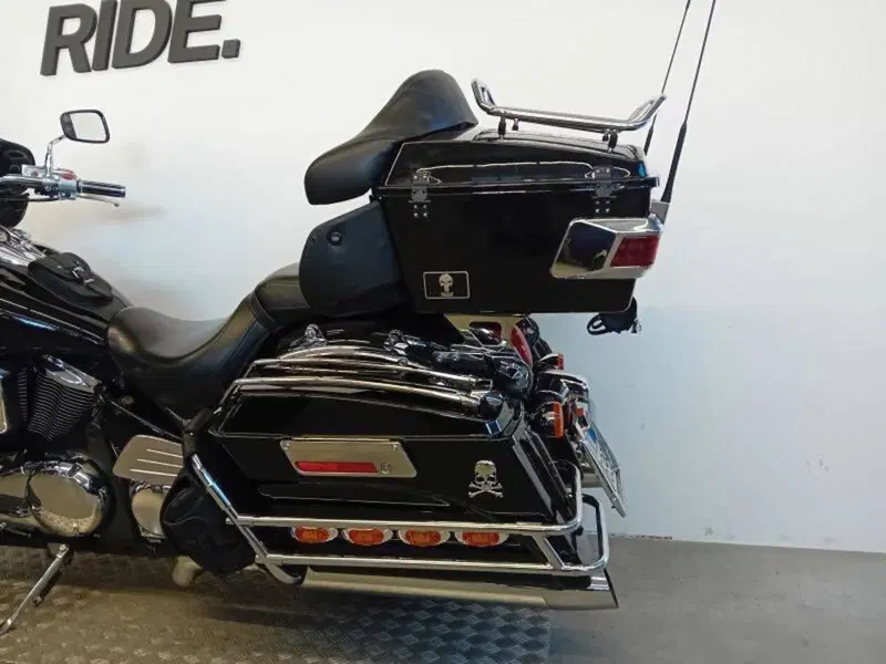 Kawasaki Vulcan VN 900 Custom (2006 - 09) (5)