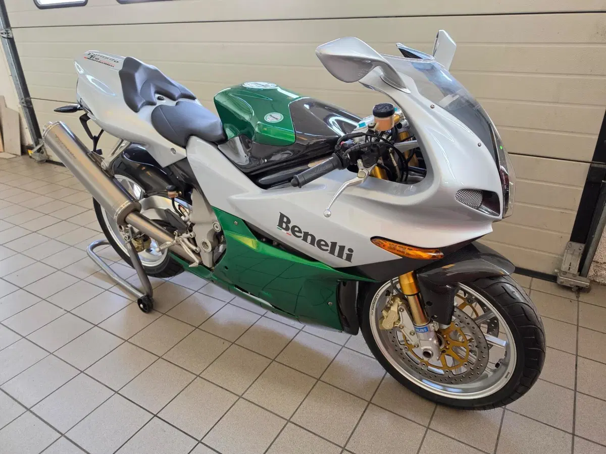 Benelli Tornado 900 Limited Edition (2000 - 05) (3)