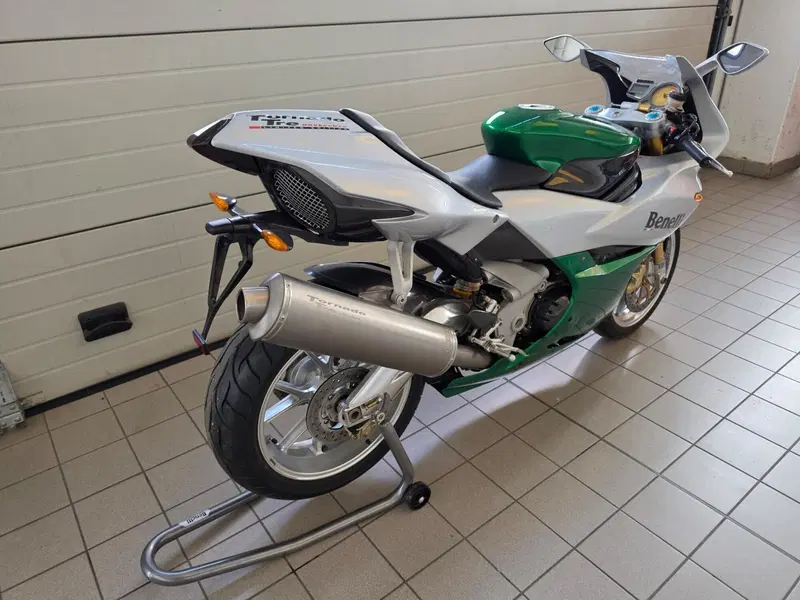 Benelli Tornado 900 Limited Edition (2000 - 05) (4)