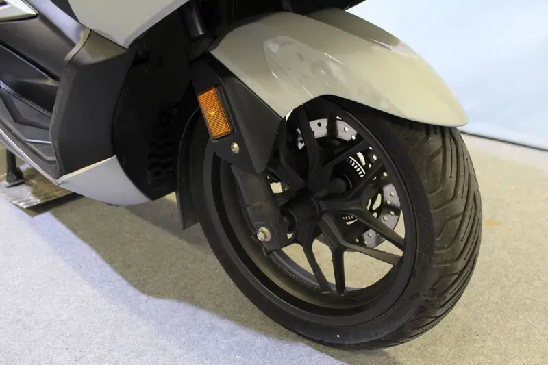 Honda Forza 350 (2022 - 24) (7)