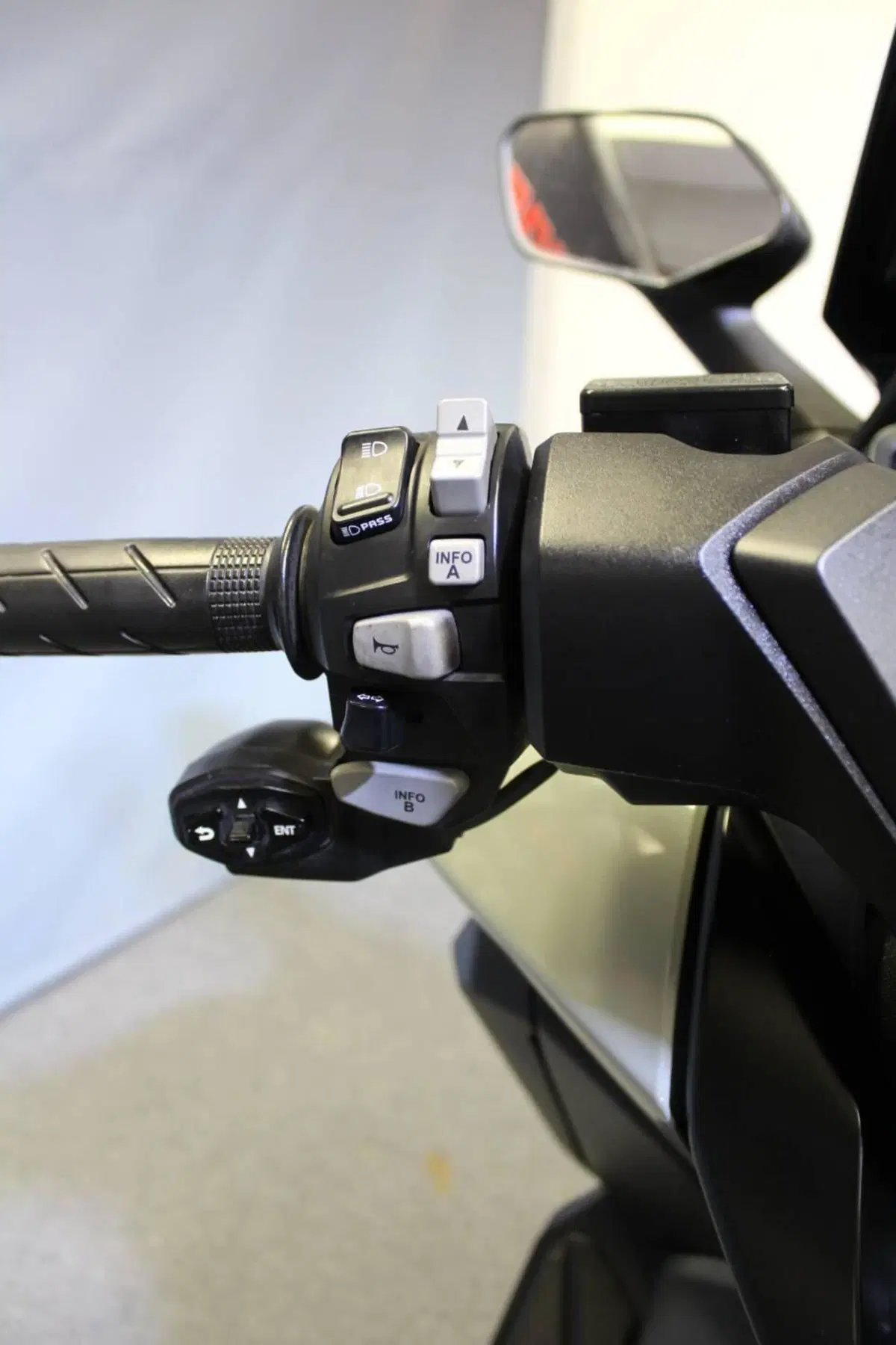 Honda Forza 350 (2022 - 24) (10)