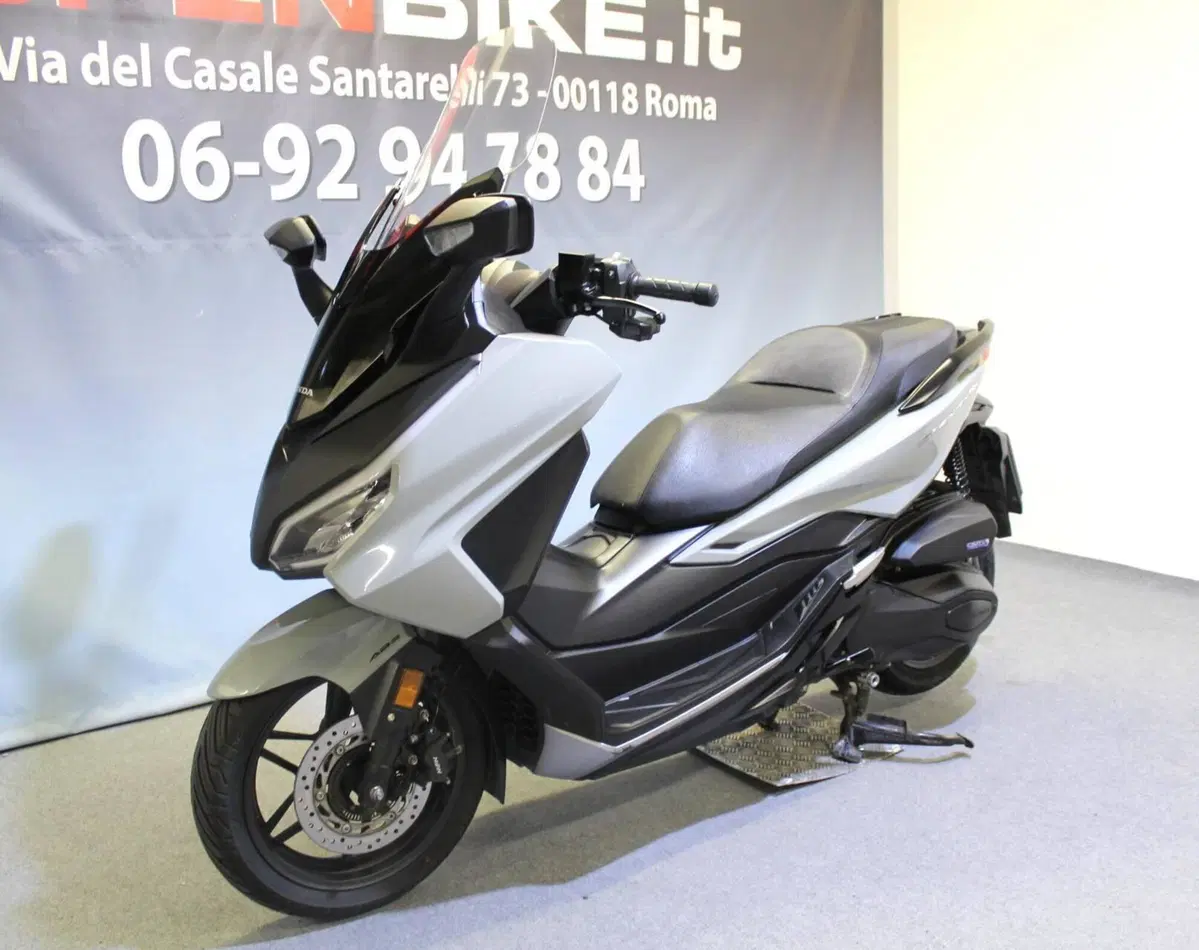 Honda Forza 350 (2022 - 24) (13)