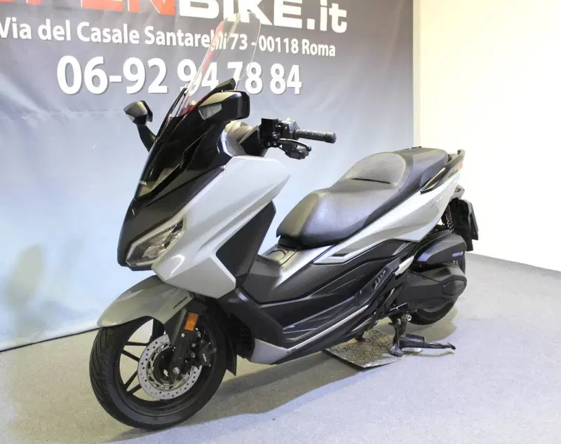 Honda Forza 350 (2022 - 24) (13)
