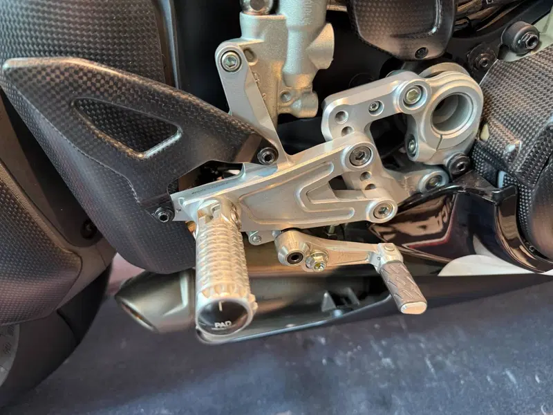 Ducati Panigale V4 Tricolore (2025 - 26) (7)