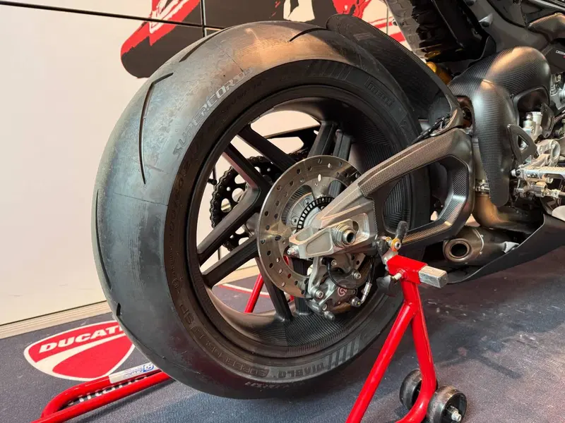 Ducati Panigale V4 Tricolore (2025 - 26) (9)