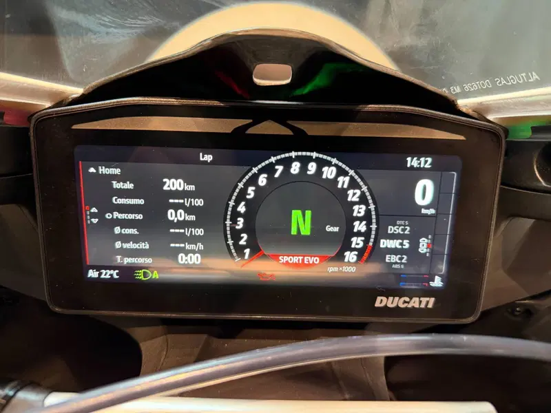 Ducati Panigale V4 Tricolore (2025 - 26) (19)