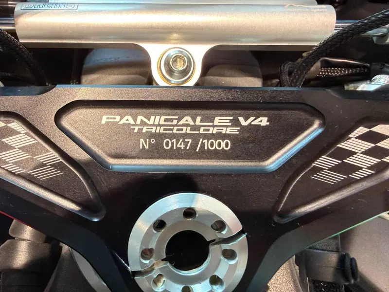 Ducati Panigale V4 Tricolore (2025 - 26) (20)