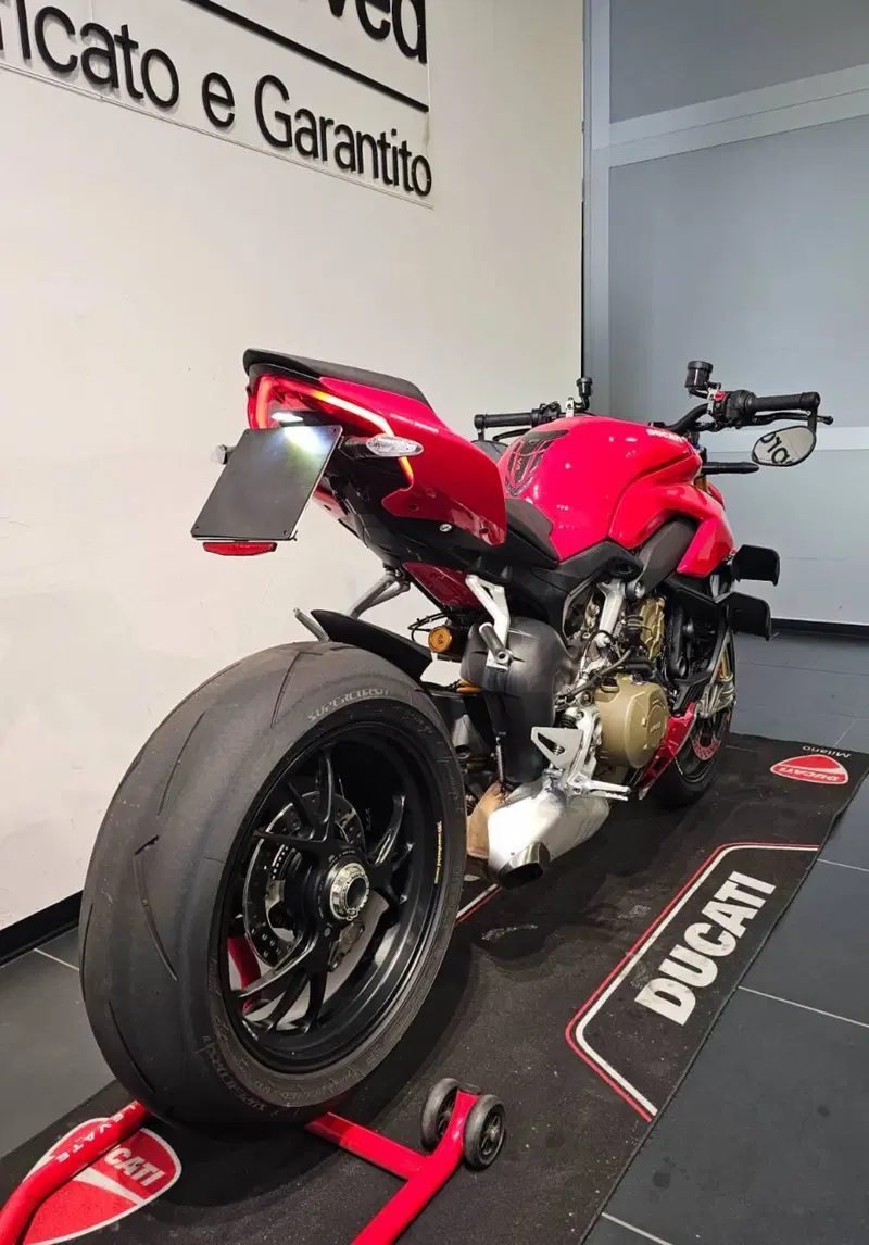 Ducati Streetfighter V4 1100 S (2021 - 22) (4)