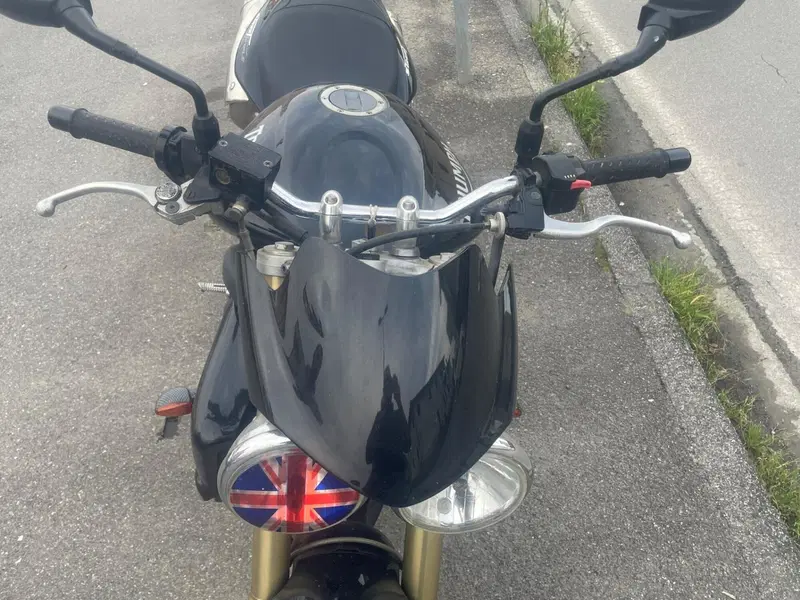 Triumph Street Triple (2007 - 12) (3)
