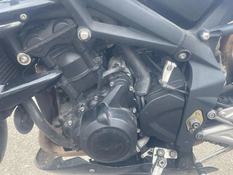 Triumph Street Triple (2007 - 12) (5)