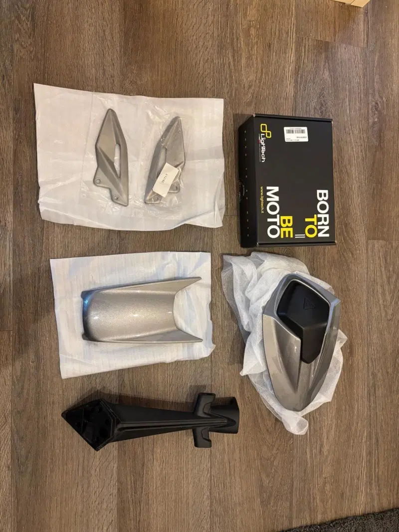 Triumph Street Triple 765 RS (2023 - 26) (8)