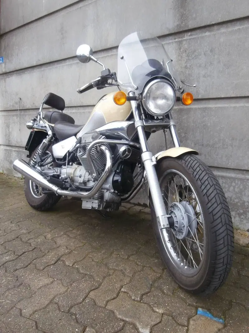 Moto Guzzi Nevada 750 (2002 - 06)