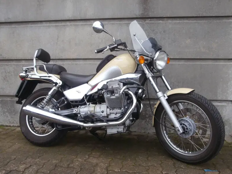Moto Guzzi Nevada 750 (2002 - 06) (3)