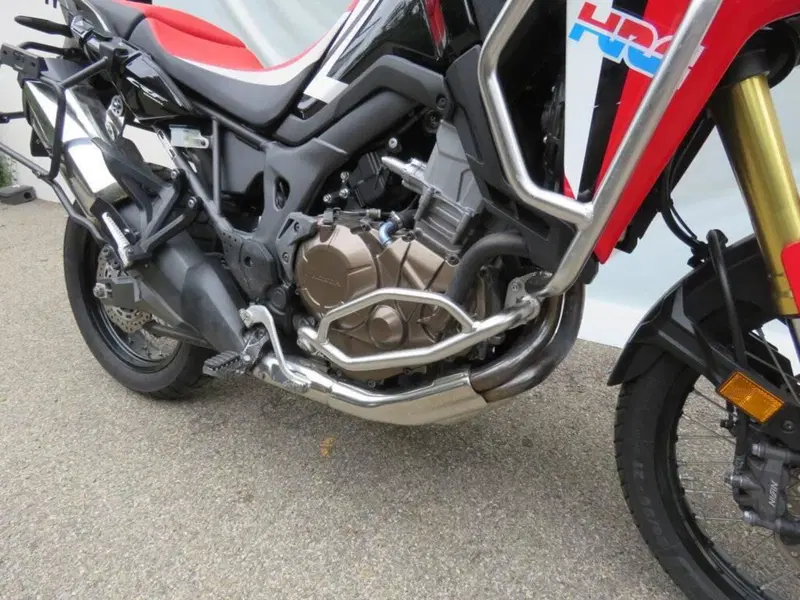 Honda Africa Twin CRF 1000L (2016 - 17) (8)