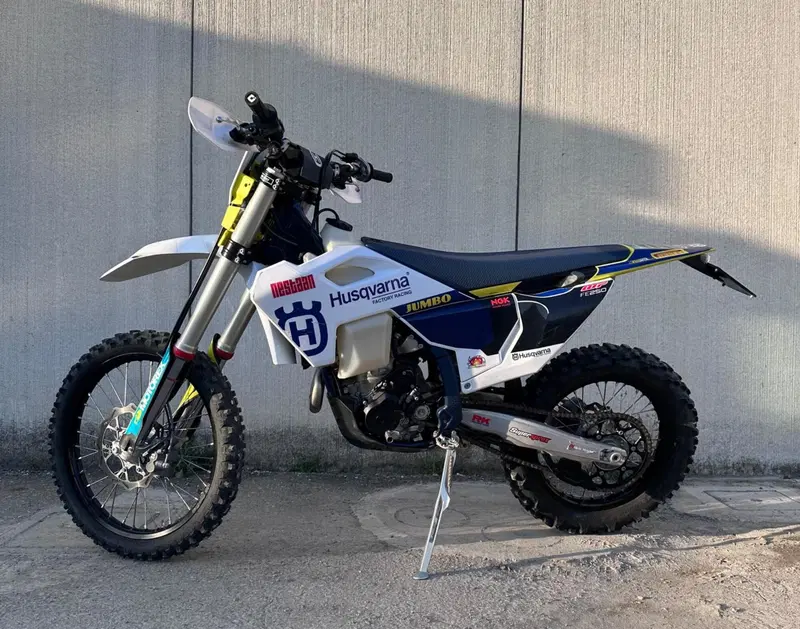 Husqvarna FE 250 (2025) (3)