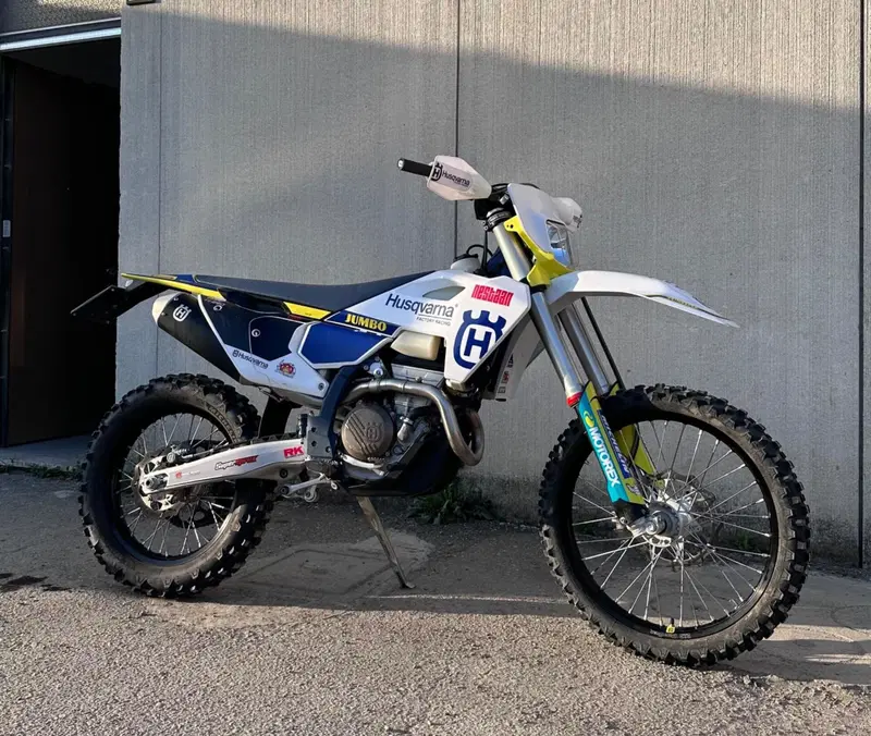 Husqvarna FE 250 (2025) (4)