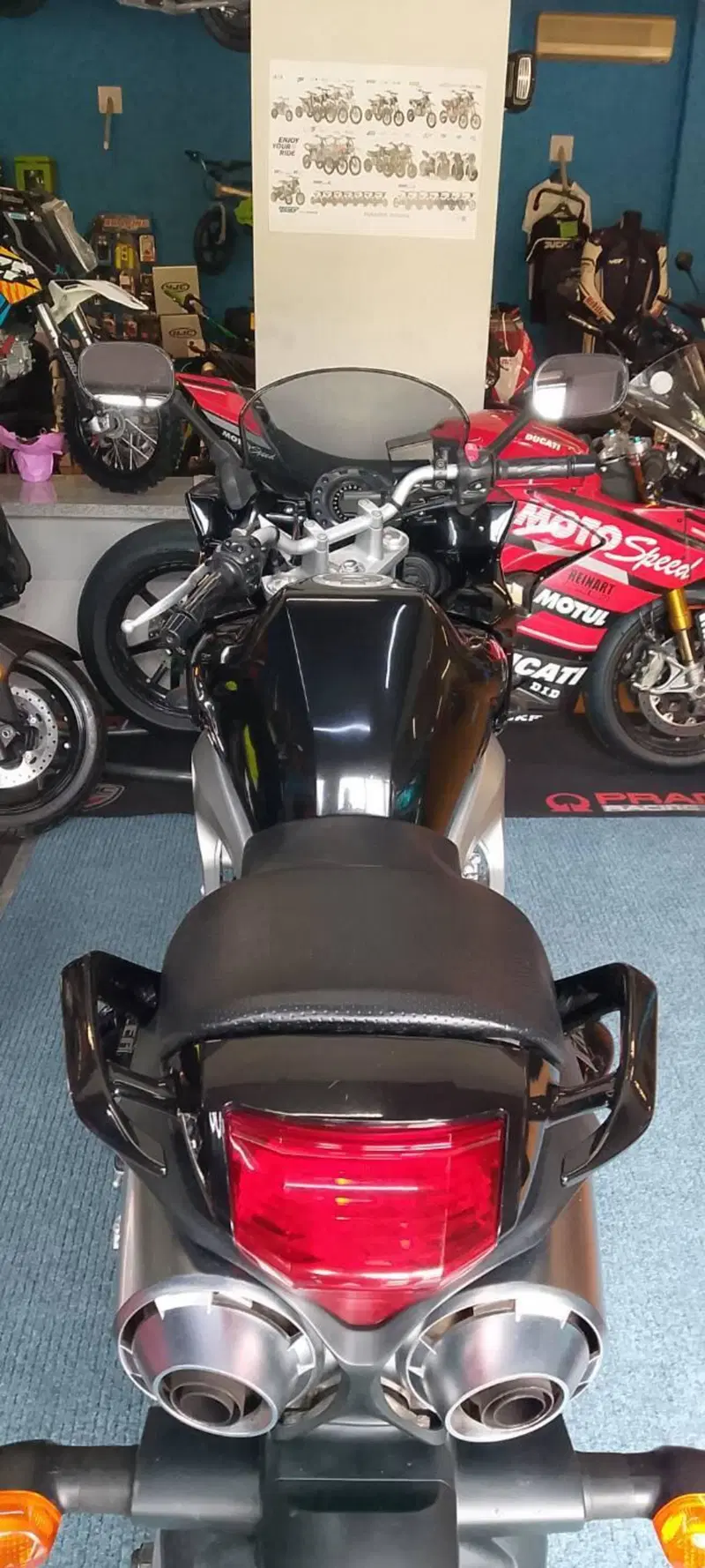 Yamaha FZ6 Fazer (2004 - 07) (4)