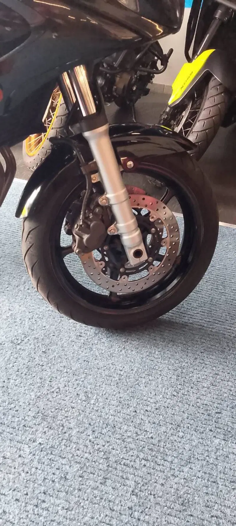 Yamaha FZ6 Fazer (2004 - 07) (11)