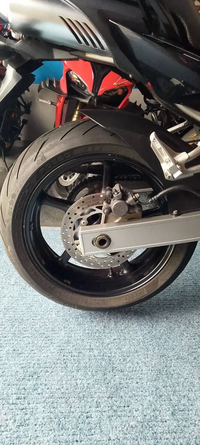 Yamaha FZ6 Fazer (2004 - 07) (12)