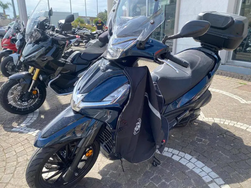 Kymco Agility 300 + (2020) (6)