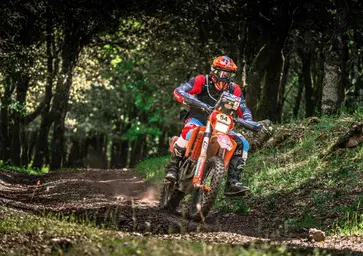 Lo sbarco a Olbia, inizio dell’Avventura Sardegna Rally Raid