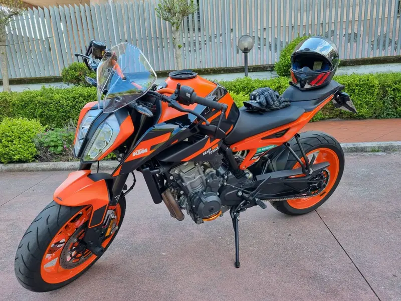 KTM 890 Duke GP (2022 - 23) (2)
