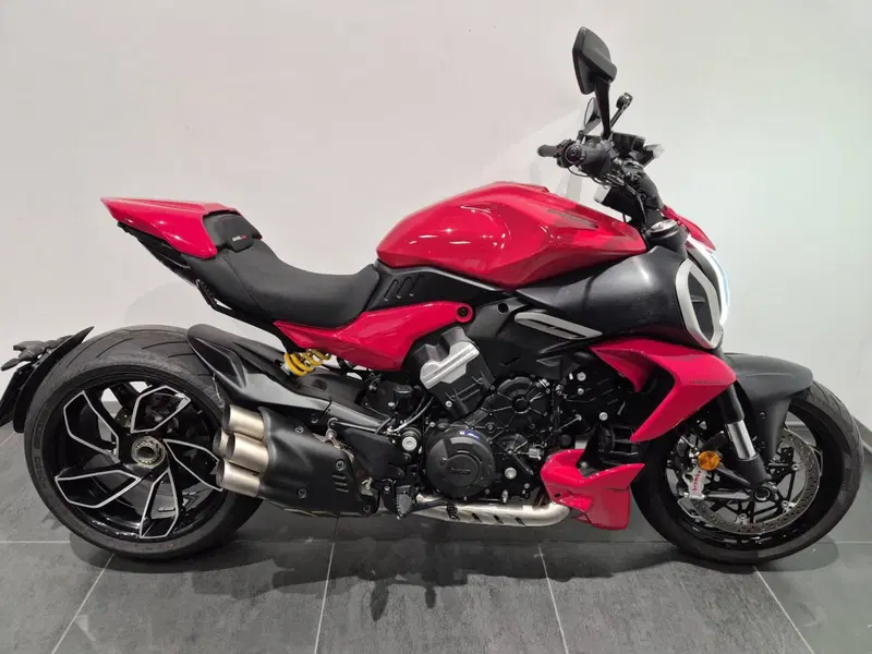 Ducati Diavel V4 (2023 - 26)