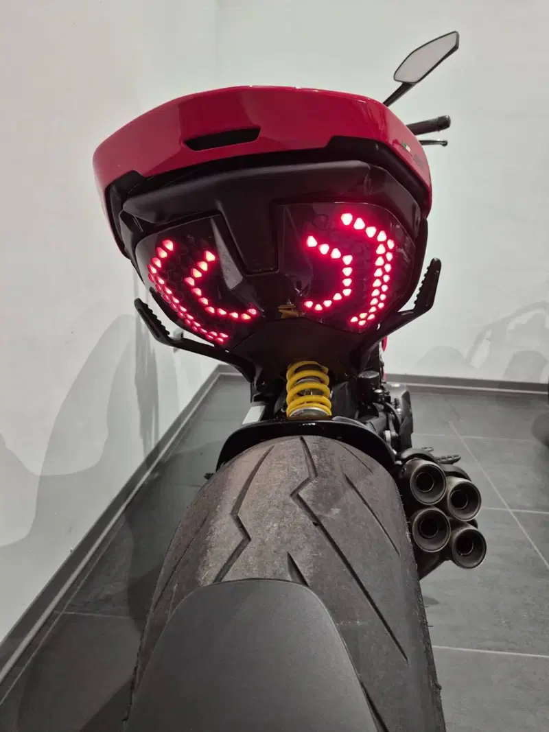 Ducati Diavel V4 (2023 - 26) (11)