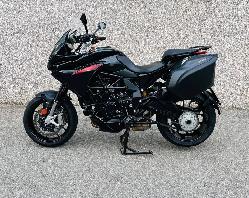 MV Agusta Turismo Veloce 800 R (2023 - 26) (2)