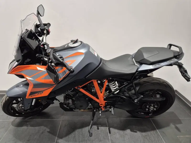 KTM 1290 Super Duke GT (2022 - 25) (2)