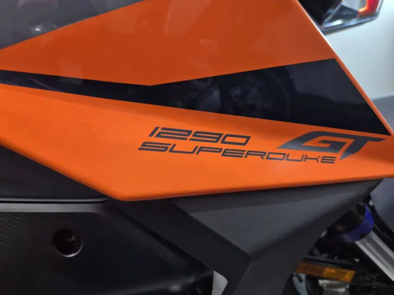 KTM 1290 Super Duke GT (2022 - 25) (10)