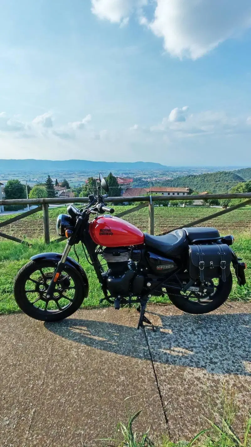 Royal Enfield Meteor 350 (2021 - 26) (3)