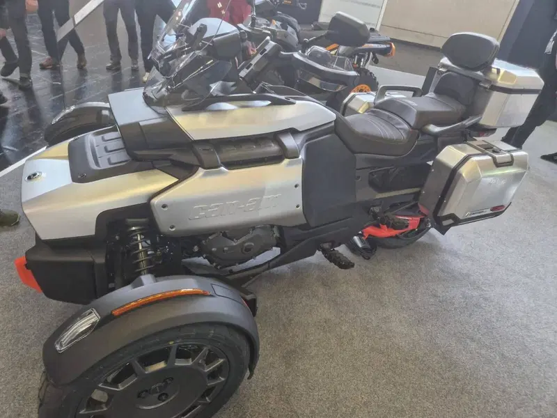 Can-Am Brp Canyon (2025 - 26)