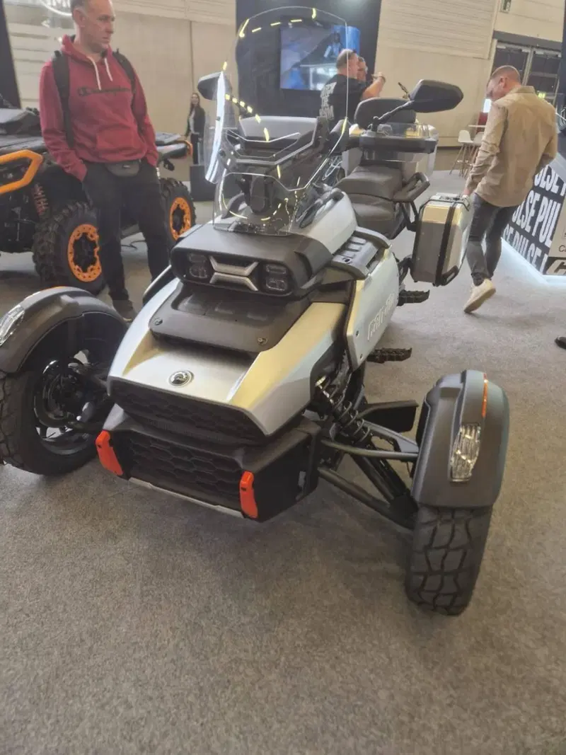 Can-Am Brp Canyon (2025 - 26) (5)