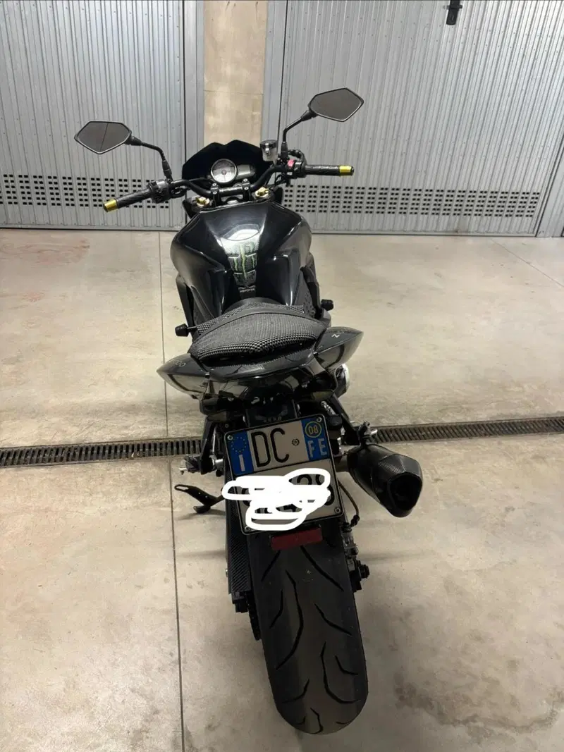 Kawasaki Z 1000 (2007 - 09) (5)