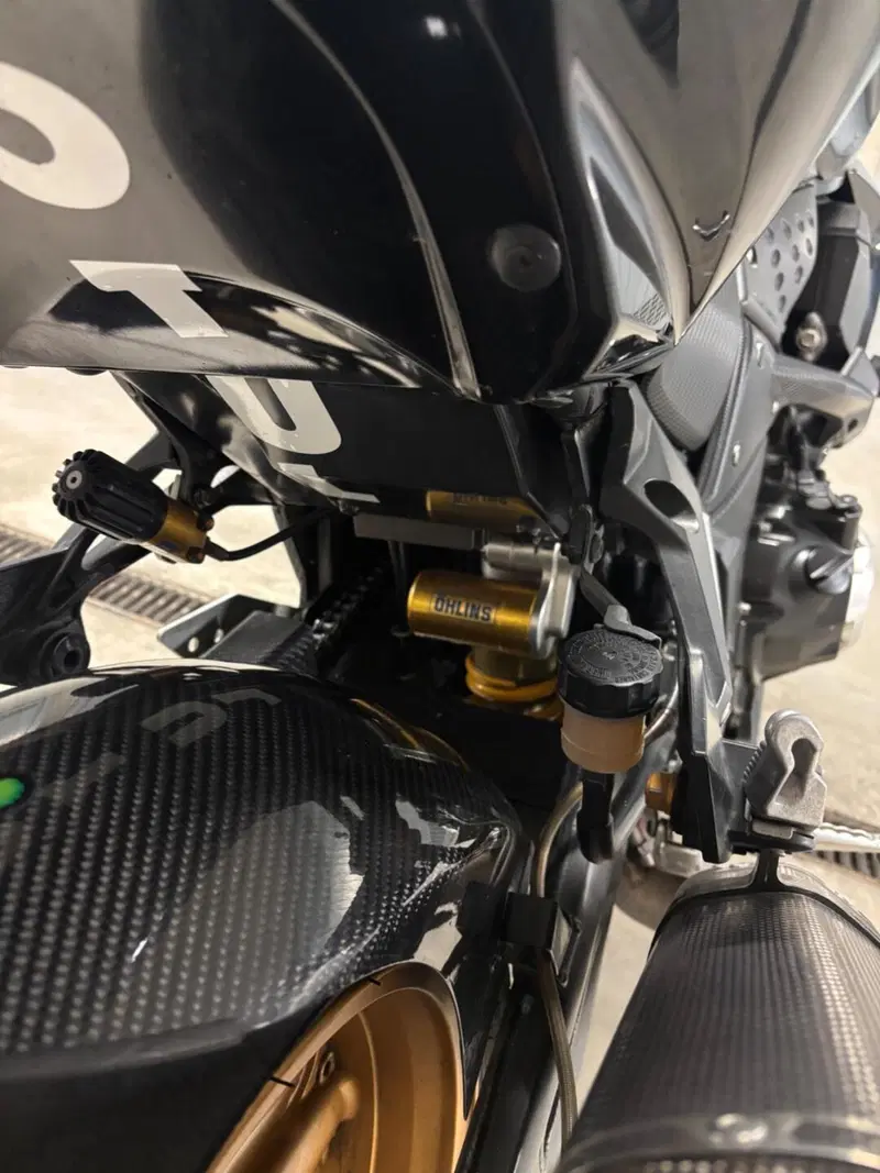 Kawasaki Z 1000 (2007 - 09) (7)