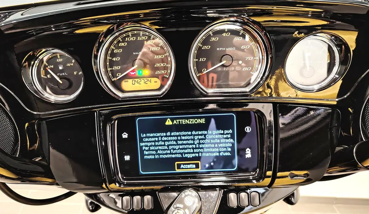 Harley-Davidson Street Glide Special (2021 - 23) (14)
