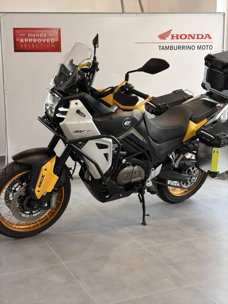 QJ Motor SVT 650 X (2024) (5)