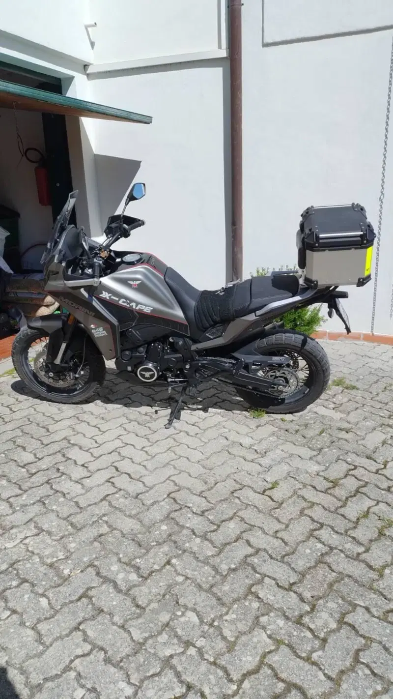 Moto Morini X-Cape 650 (2021 - 26) (4)