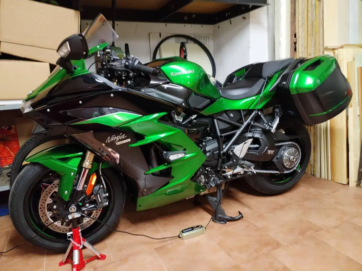 Kawasaki Ninja H2 SX SE (2018 - 20) (10)