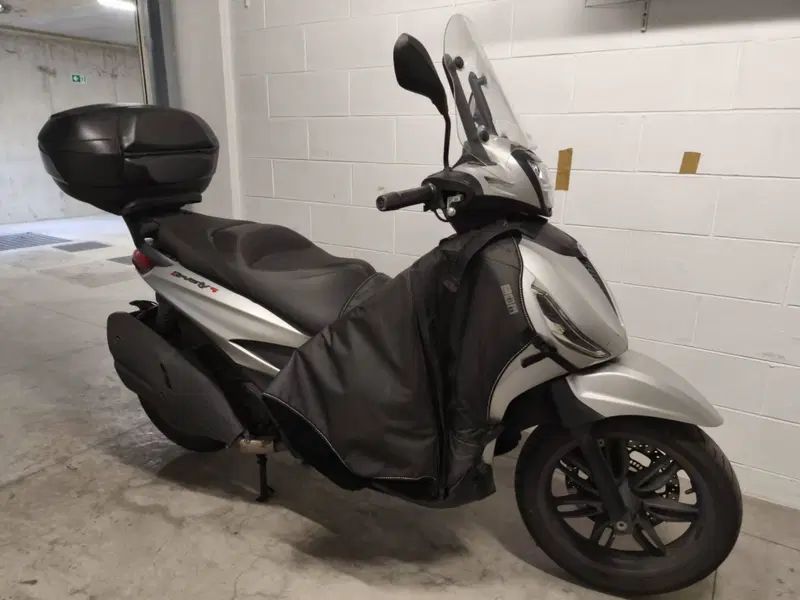 Piaggio Beverly 400 ABS-ASR (2021 - 24) (5)