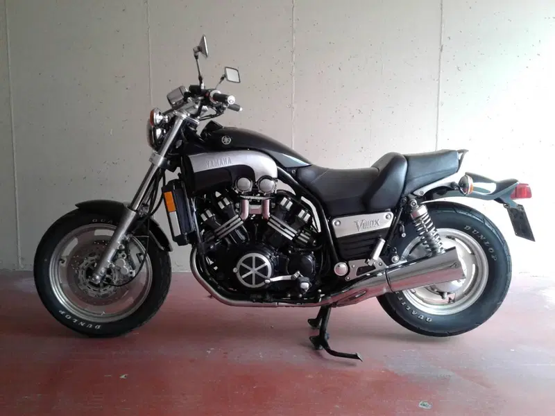 Yamaha V-Max 1200 (12)