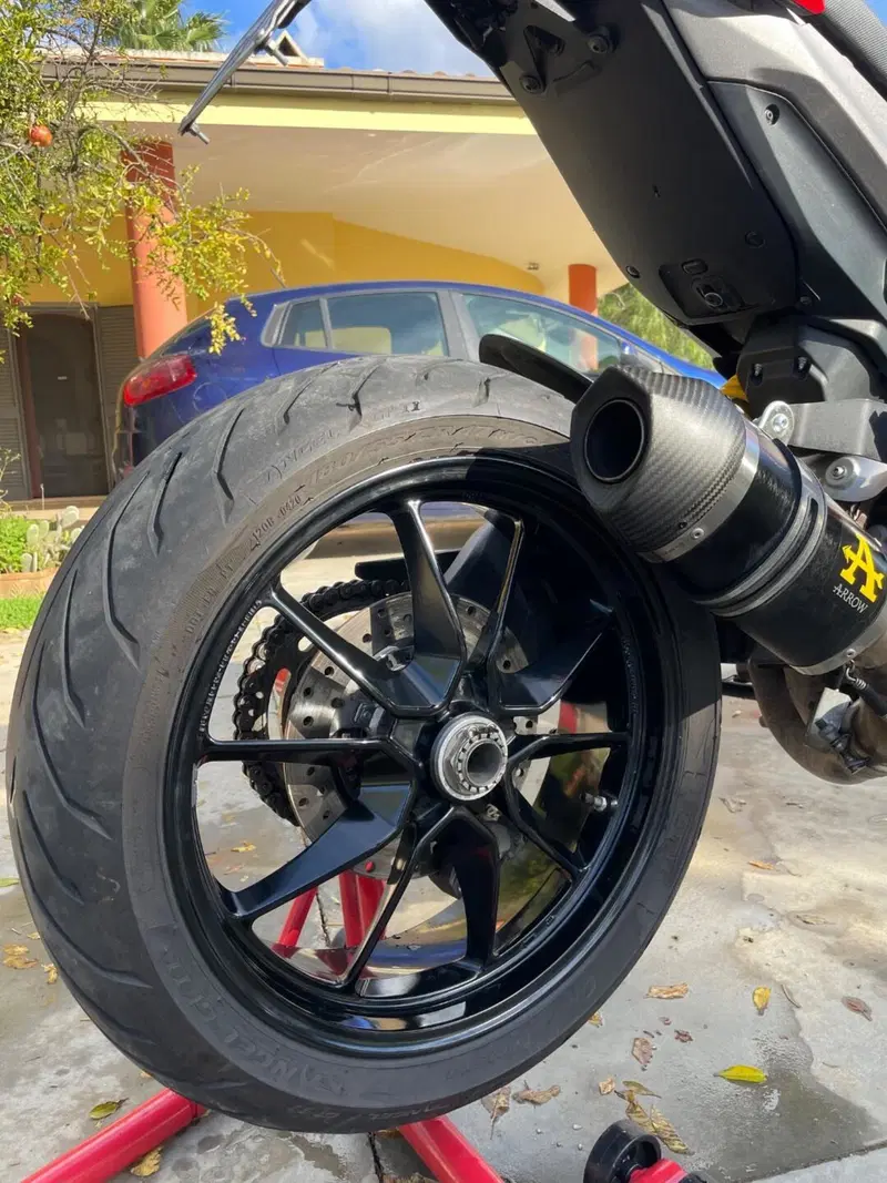 Ducati Hypermotard 821 (2013 - 15) (2)