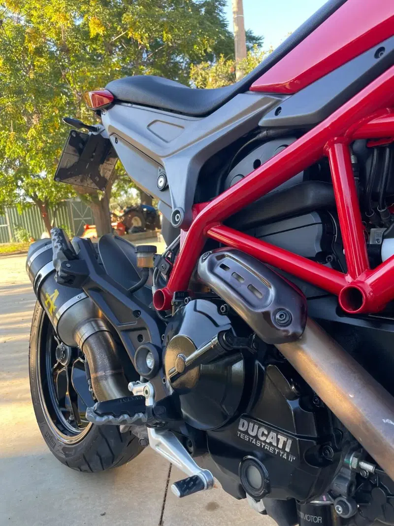 Ducati Hypermotard 821 (2013 - 15) (8)